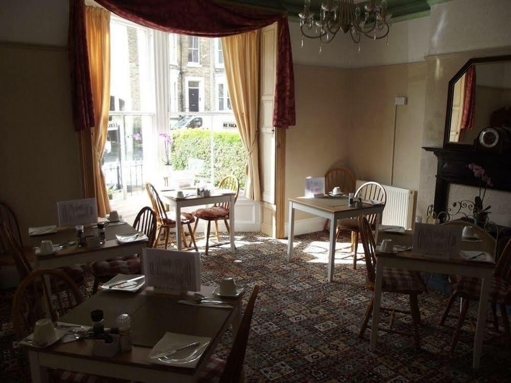 Bed & Breakfast Pannett House Bed & Breakfast, Beautiful Victorian Whitby